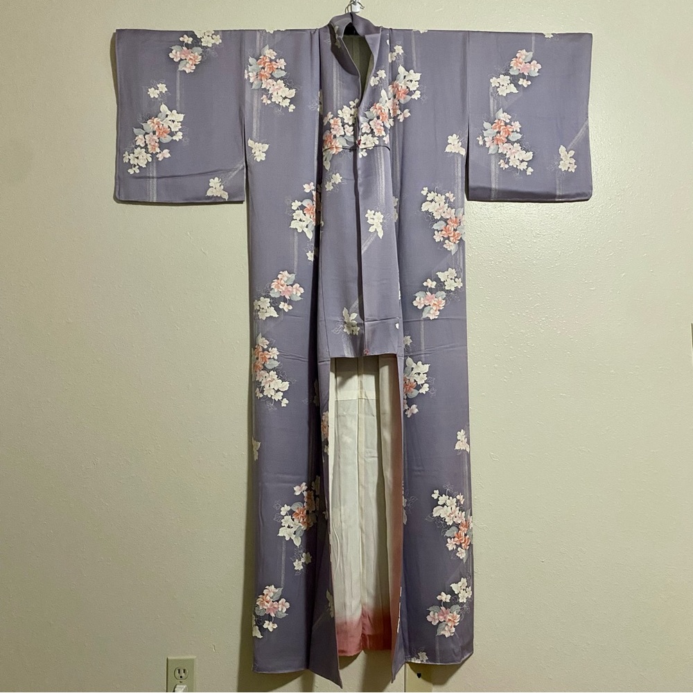 Lavender and Pink Japanese Silk Kimono with Floral Design